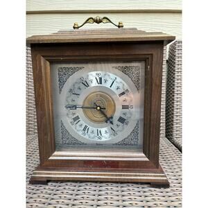 vintage bulova mantel clock university of Manitoba working